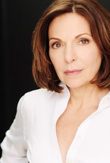 Theresa Tilly