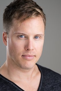 Dustin Brooks