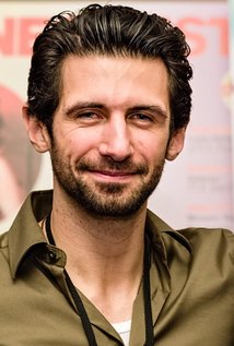 Alex Miro