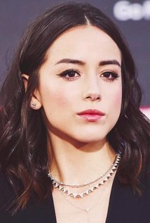 Chloe Bennet
