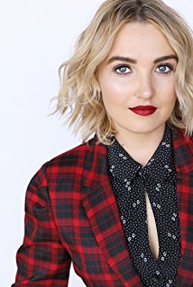 Chloe Fineman