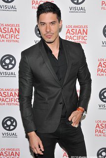 Lewis Tan