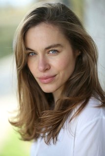 Kirsty Averton